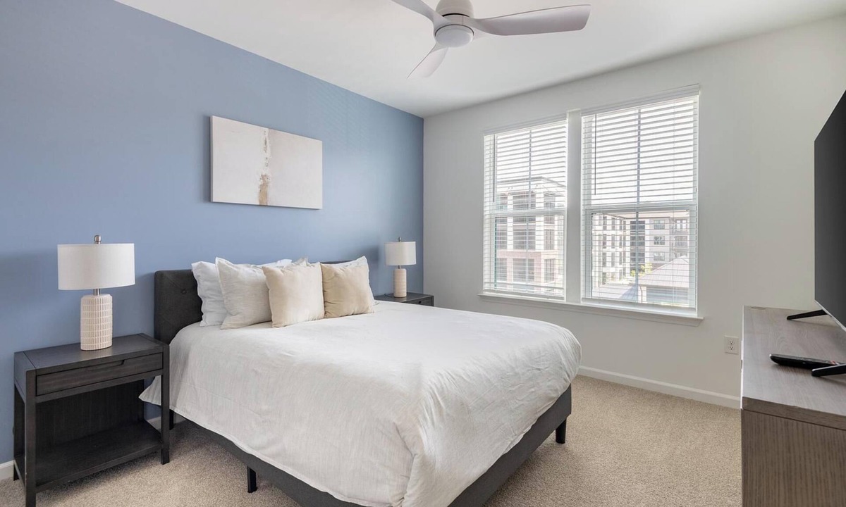 Belville Apartment | Landing | Stunning 1BD in Westport
