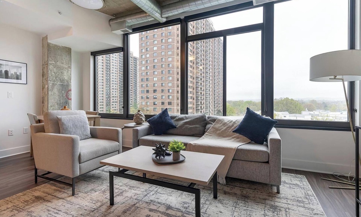 Baileys Crossroads Apartment | Landing | Stunning 1BD, Game Room, Gym