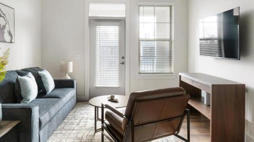 Huntersville Apartment | Landing Stunning 1BD Gym