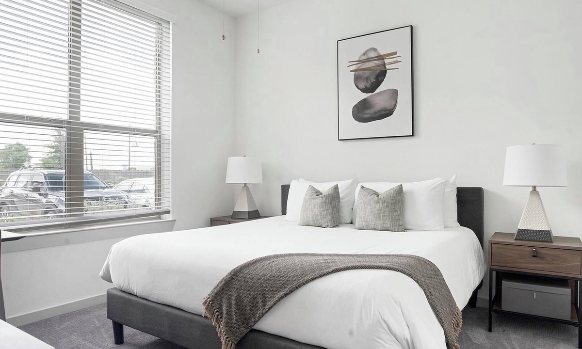 Austin Apartment | Landing | Stunning 1BD, Yoga Studio, Clubhouse