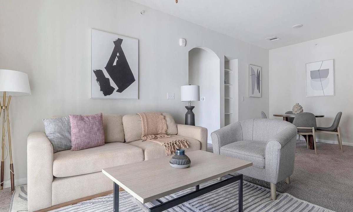 Pflugerville Apartment | Landing | Stunning 2BD, Pool, Yoga Studio