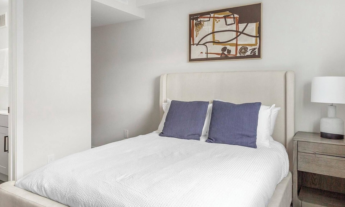 Spruce Hill Apartment | Landing | Stunning 2BD, Clubhouse, Gym