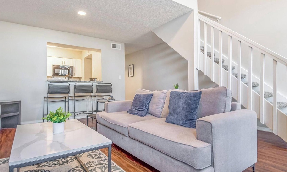Cordova Apartment | Landing | Stunning 2BD, Clubhouse, Game Room