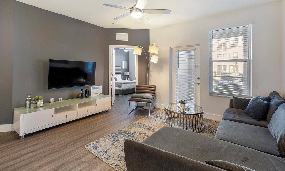 Port Tampa City Apartment | Landing | Stunning 2BD, Clubhouse, Gym