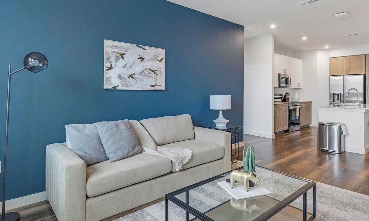 Fate Apartment | Landing | Stunning 2BD, Gym, Pool