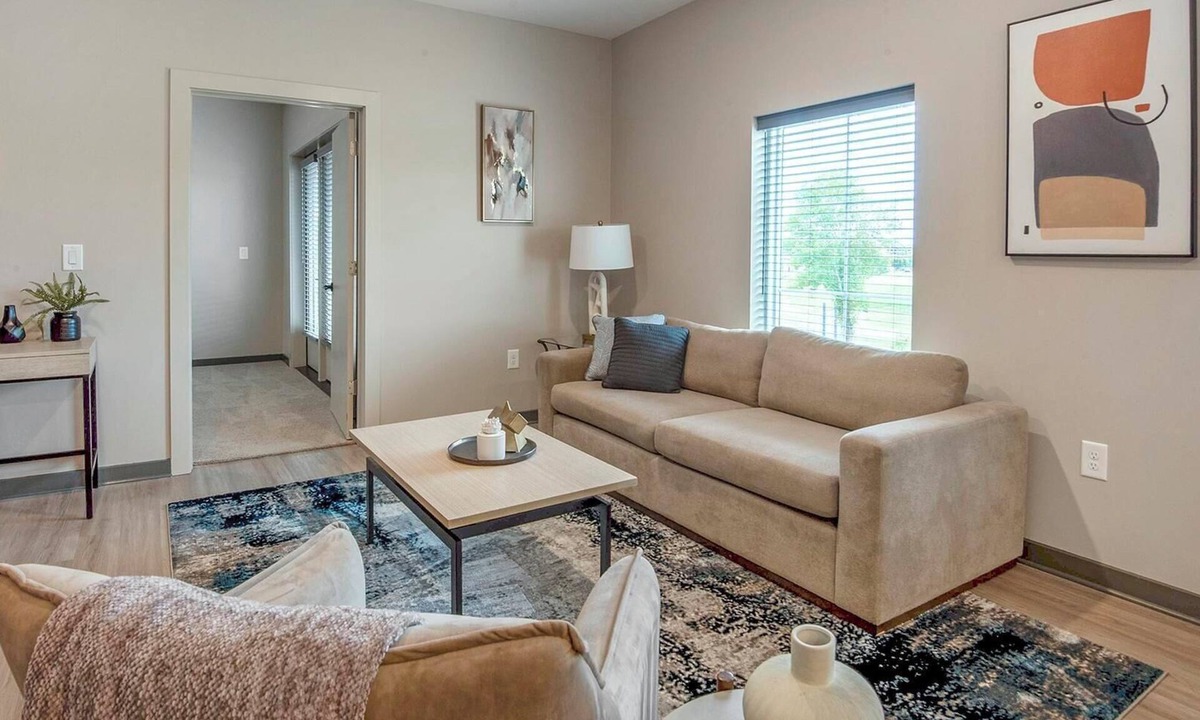 Pinch District Apartment | Landing | Stunning 2BD, Gym, Rooftop Lounge