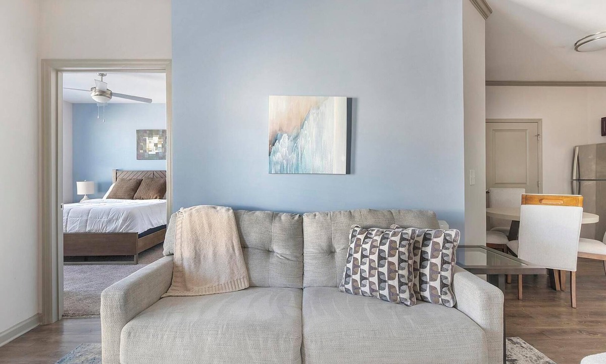 South Nashville Apartment | Landing | Stunning 2BD, Gym, Clubhouse