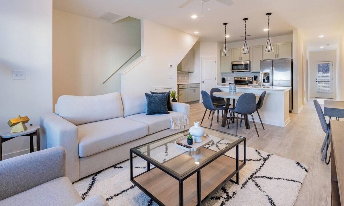 Wilmington Apartment | Landing | Stunning 3BD, Clubhouse, Yoga Studio