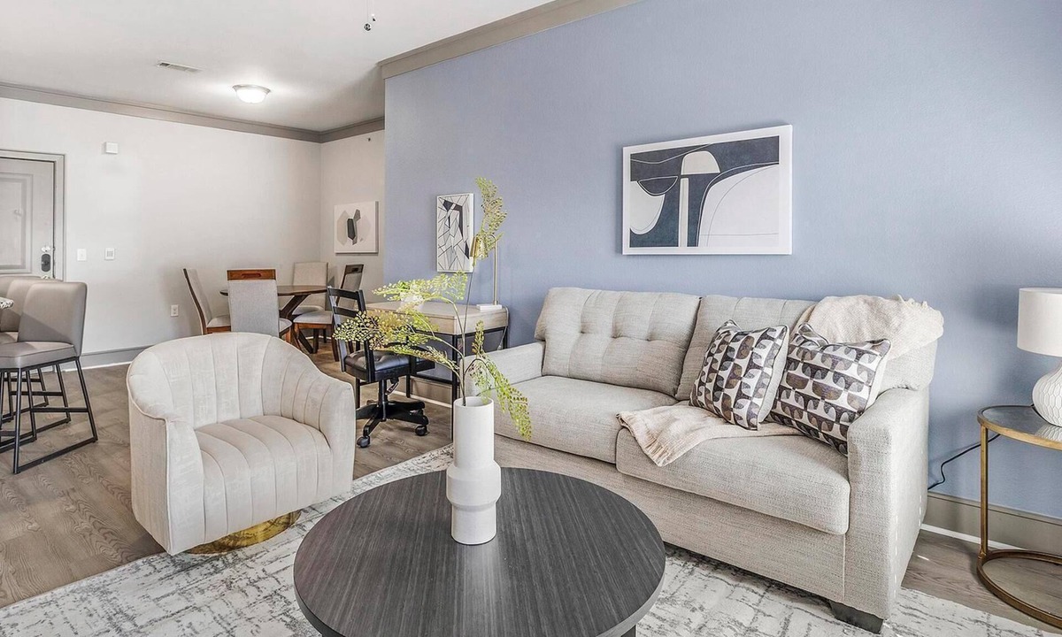 Northeast Carrollton Apartment | Landing | Stunning 3BD, Gym, Pool