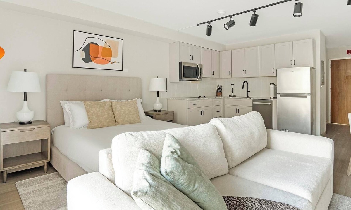 Northeast Raleigh Apartment | Landing | Stunning Studio, Pool, Gym
