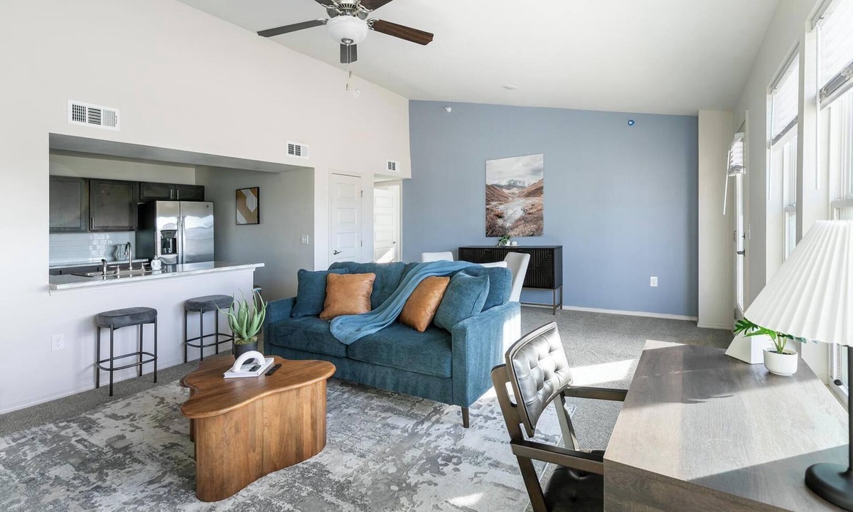 Yukon Apartment | Landing | Stunning 2BD, Clubhouse, Gym
