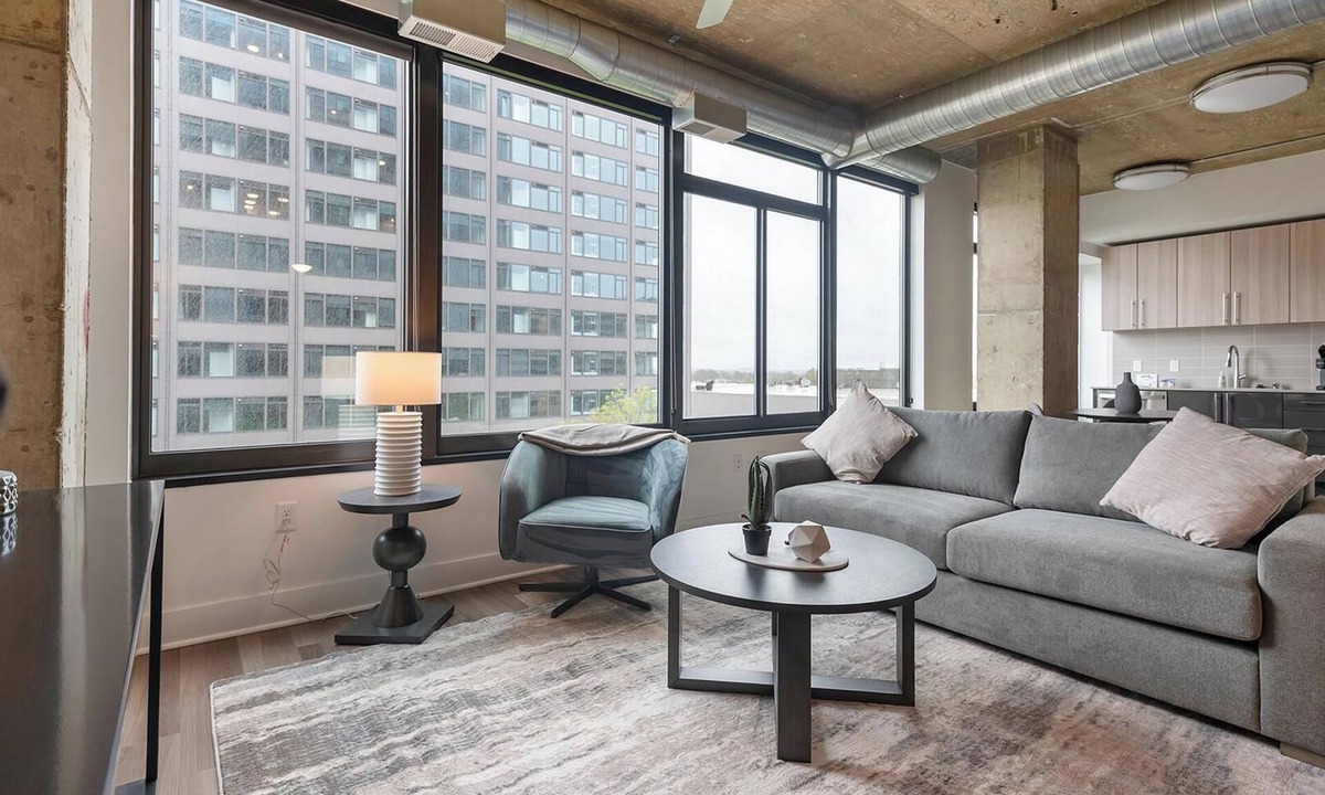 Baileys Crossroads Apartment | Landing | Stylish 1BD, Game Room, Gym