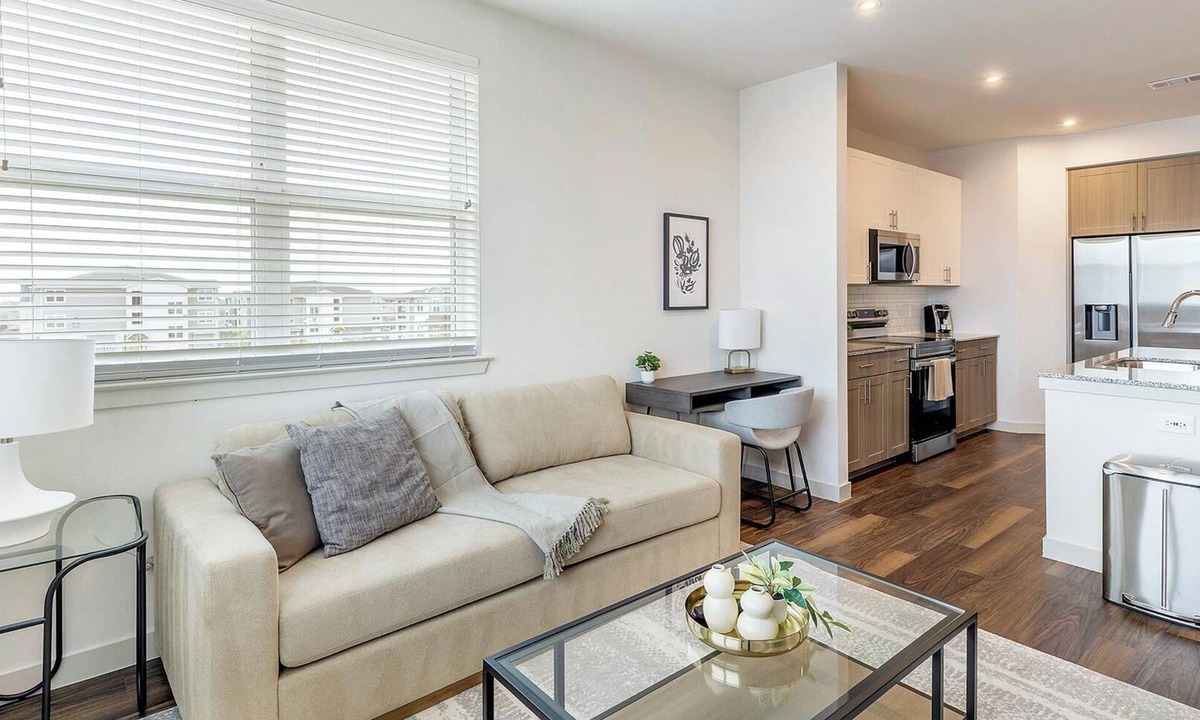 Fate Apartment | Landing | Stylish 1BD, Gym, Pool