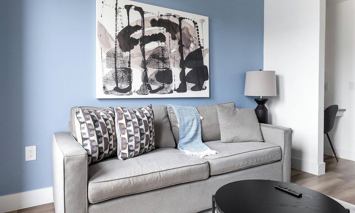 Zilker Apartment | Landing | Stylish 1BD, Gym