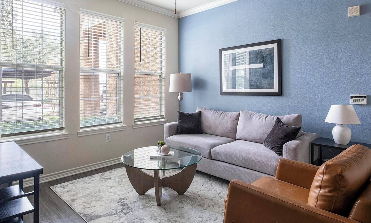 Barker Apartment | Landing | Stylish 1BD, Gym, Clubhouse