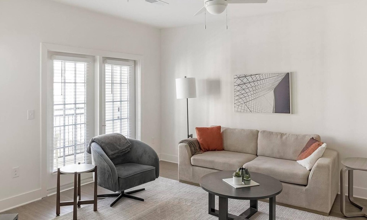 Athens Apartment | Landing | Stylish 1BD, Pool, Yoga Studio