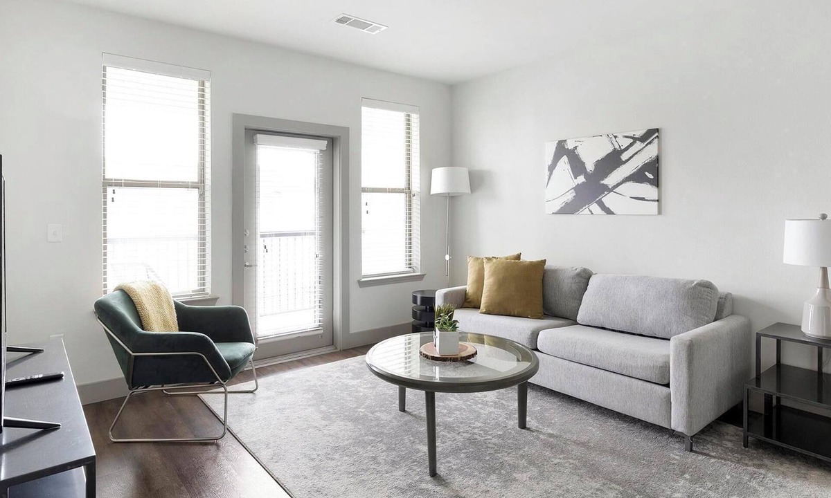Haltom City Apartment | Landing | Stylish 1BD, Clubhouse, Yoga Studio