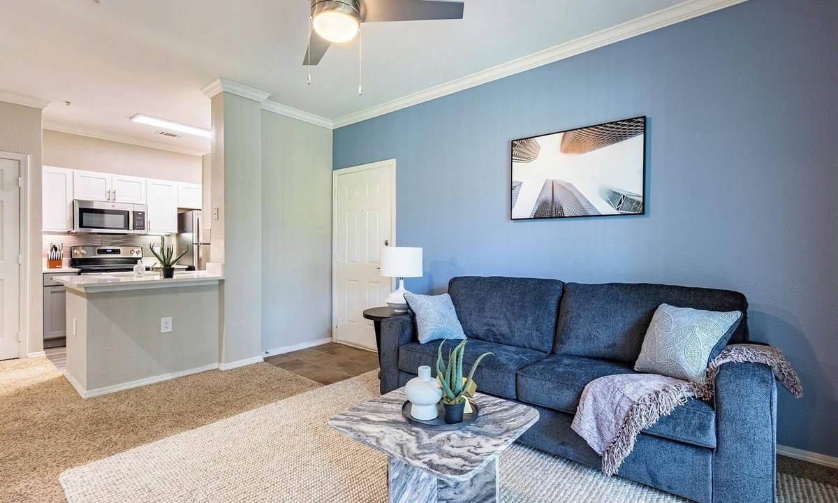 Webster Apartment | Landing | Stylish 1BD, Gym