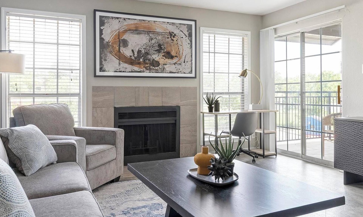 Royal Ridge Apartment | Landing | Stylish 1BD, Gym, Pool