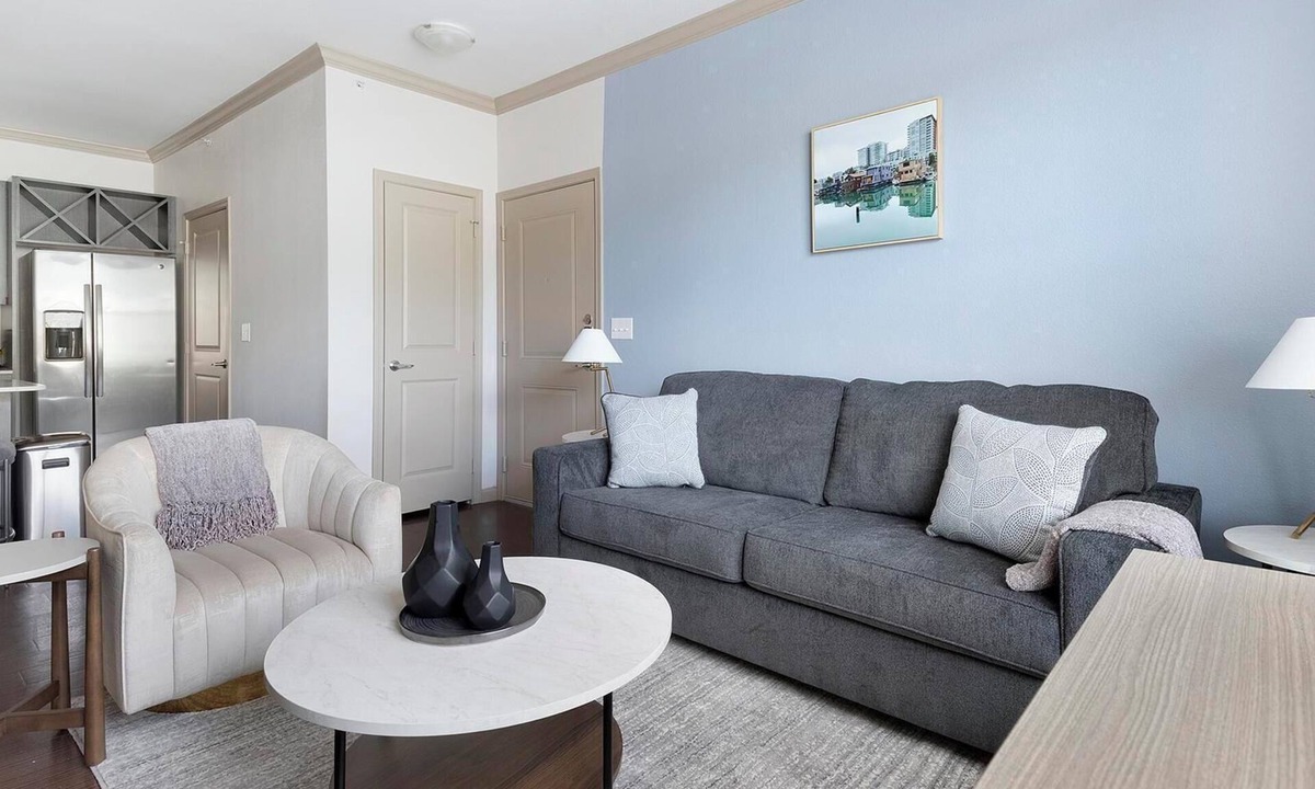 Wetmore Apartment | Landing | Stylish 1BD, Gym, Yoga Studio