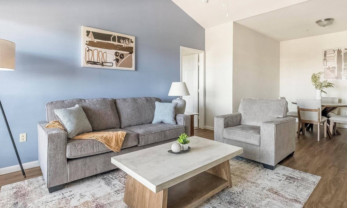 Southbelt/Ellington Apartment | Landing | Stylish 2BD, Game Room, Gym