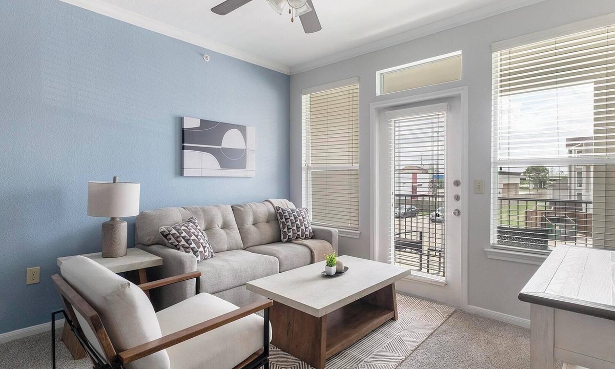 Atascocita Apartment | Landing | Stylish 2BD, Gym, Clubhouse