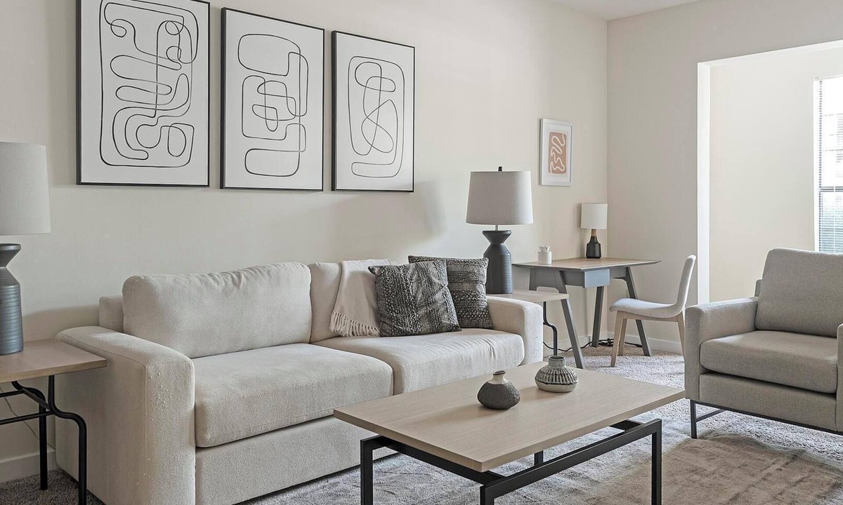 New Pathways Apartment | Landing | Stylish 2BD, Gym, Clubhouse