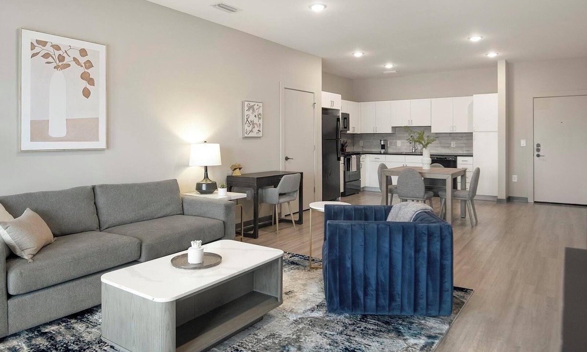 Pinch District Apartment | Landing | Stylish 2BD, Pool, Rooftop Lounge