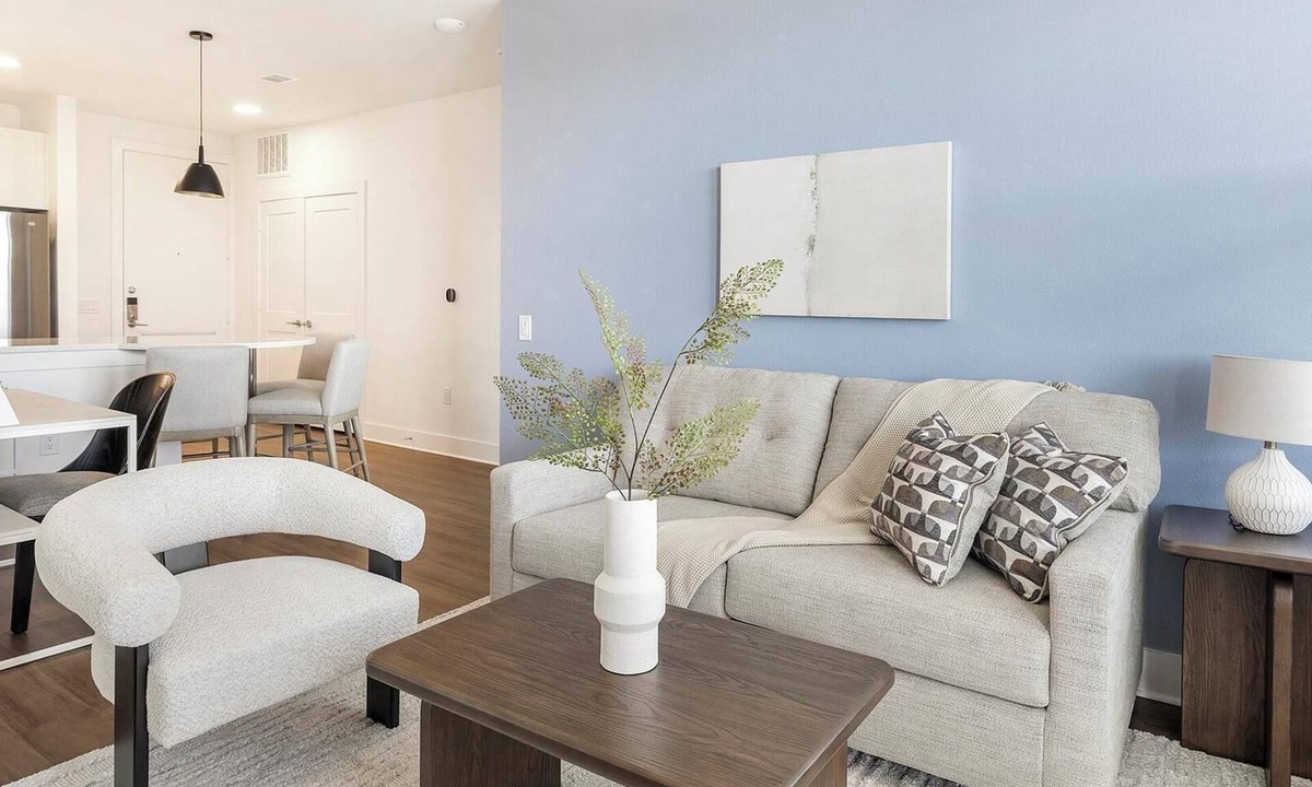 Roanoke Apartment | Landing | Stylish 2BD in Downtown Roanoke