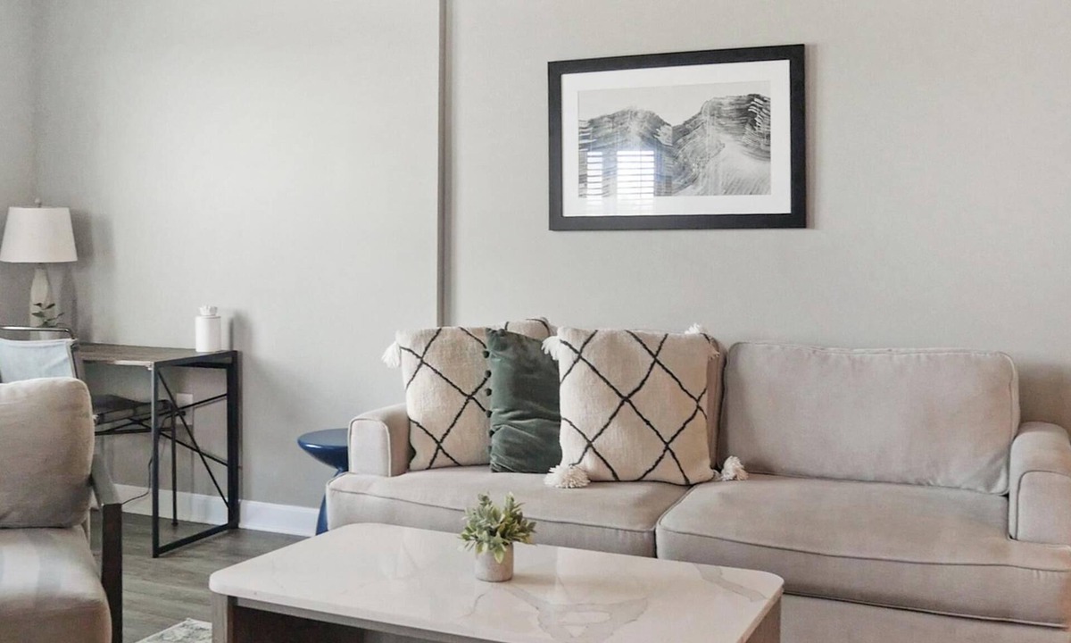 Fort Myers Apartment | Landing | Stylish 3BD, Yoga Studio, Gym