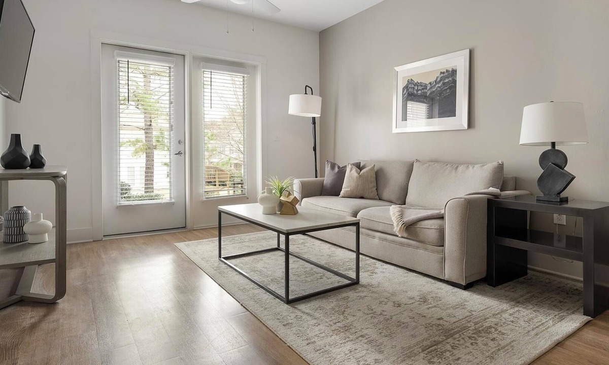 Fort Mill Apartment | Landing | Beautiful 1BD, Pool, Yoga Studio