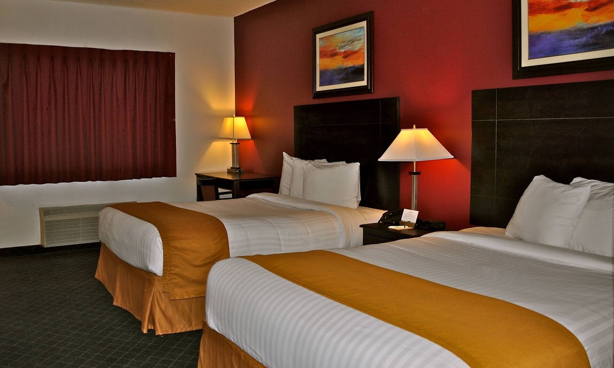 Fort Irwin Hotel | Landmark Inn Fort Irwin