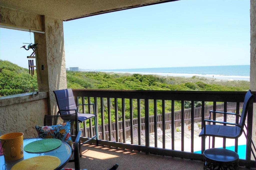 Arcadian Shores Apartment | Lands End 214