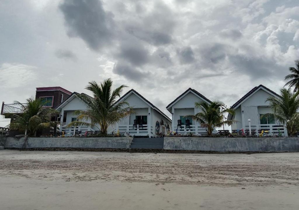 Air Hangat Ski Chalet | Langkawi Primrose