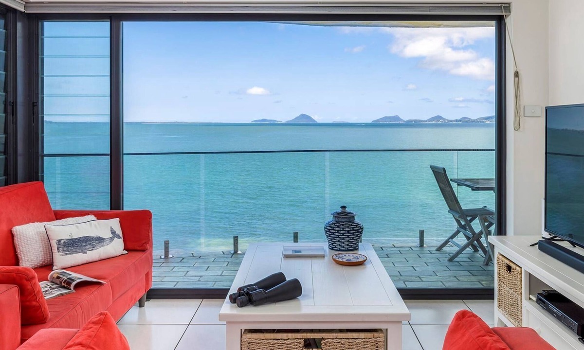 Soldiers Point Apartment | Lanimer Spectacular Waterfront