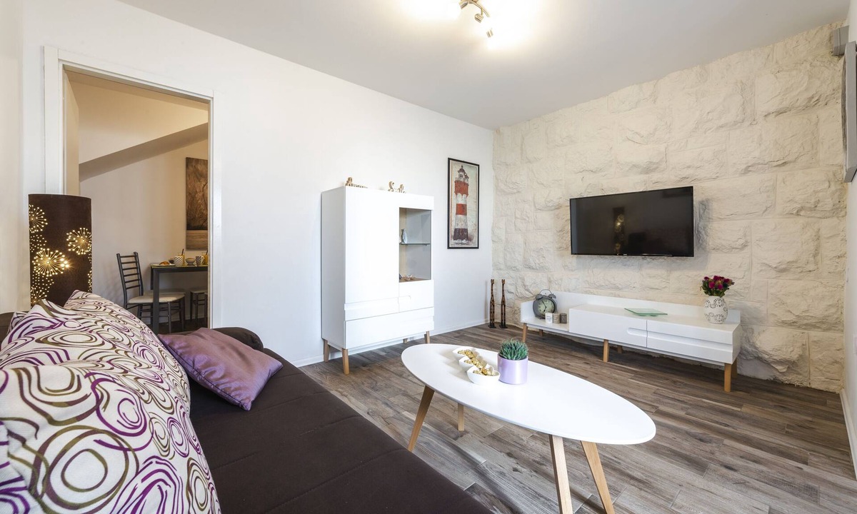 Lapad Apartment | Lapad great location, fully equipped recently refurbished apartment for 2+2