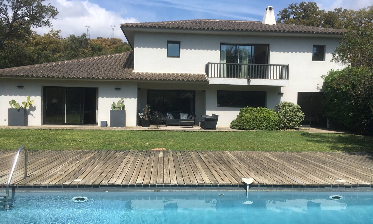 Pinarellu Villa | Large villa with heated pool