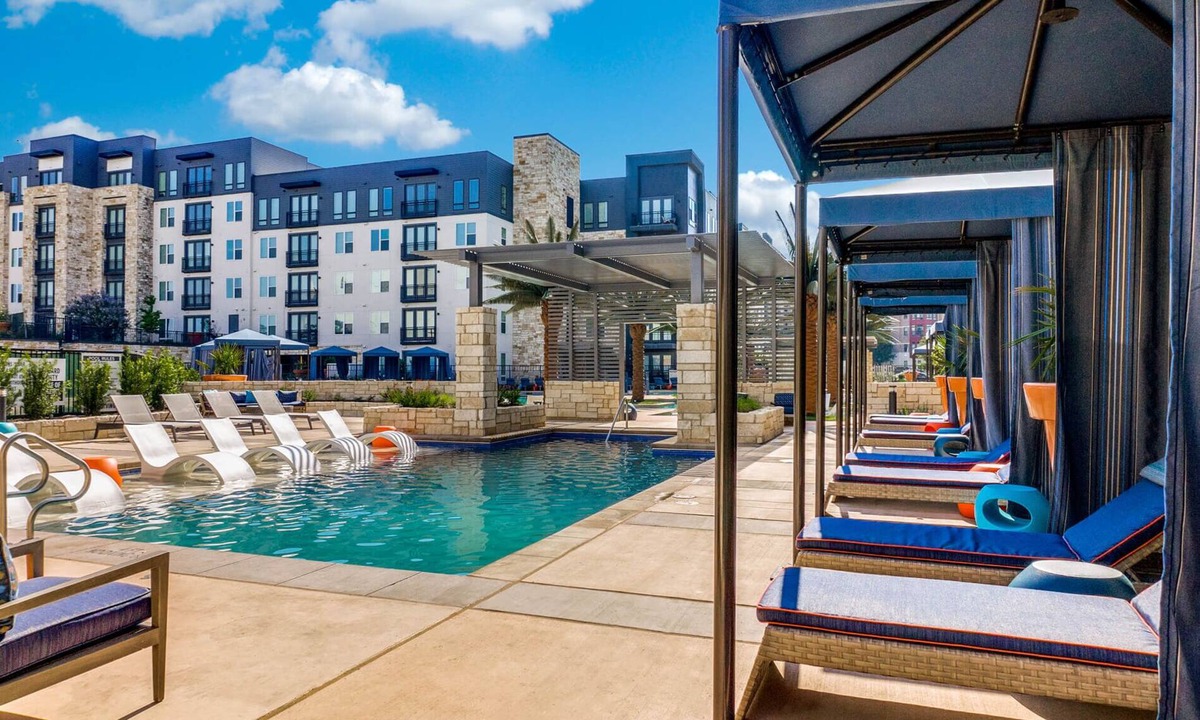 Addison Apartment | Large 1 Bedroom w/Balcony in North Dallas, Luxury Amenities, Free Parking