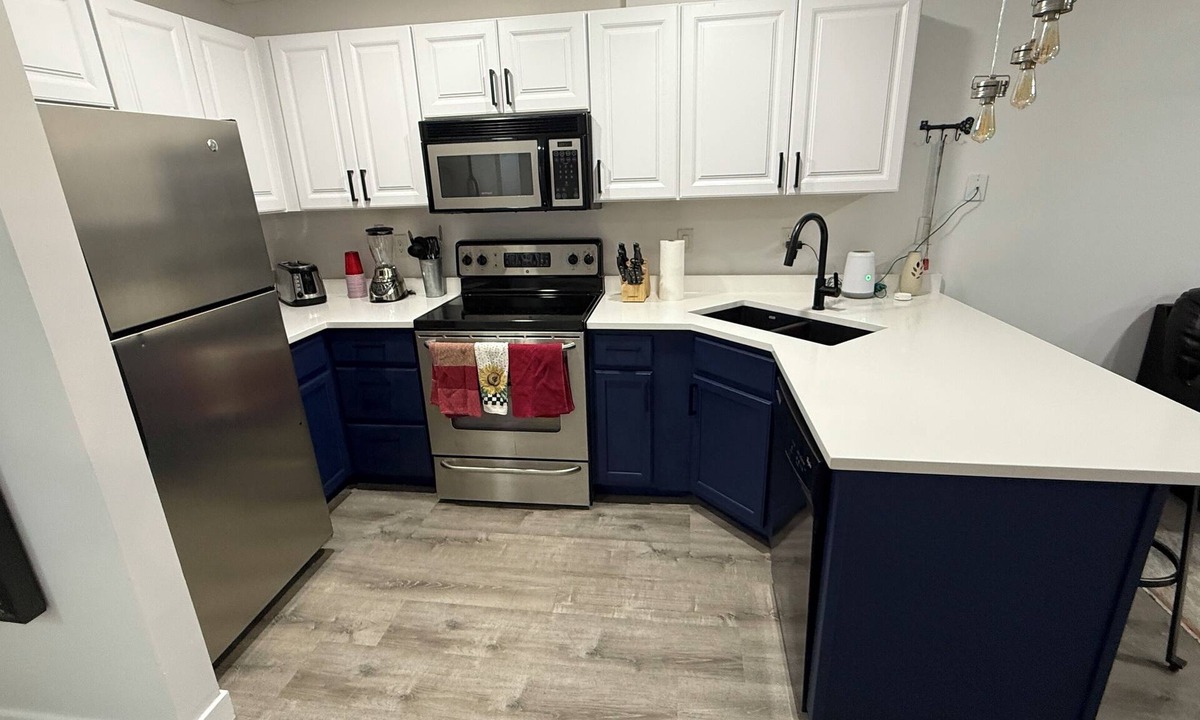 Eden Condo | Large 2BR Near Pineview, Powder Mtn & Snowbasin Hot Tub