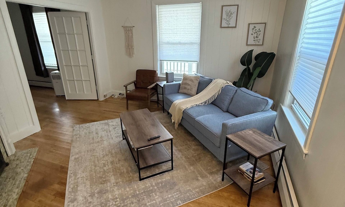 Franklin Plantation Apartment | Large 3BD 1st Floor Apartment Minutes from 290