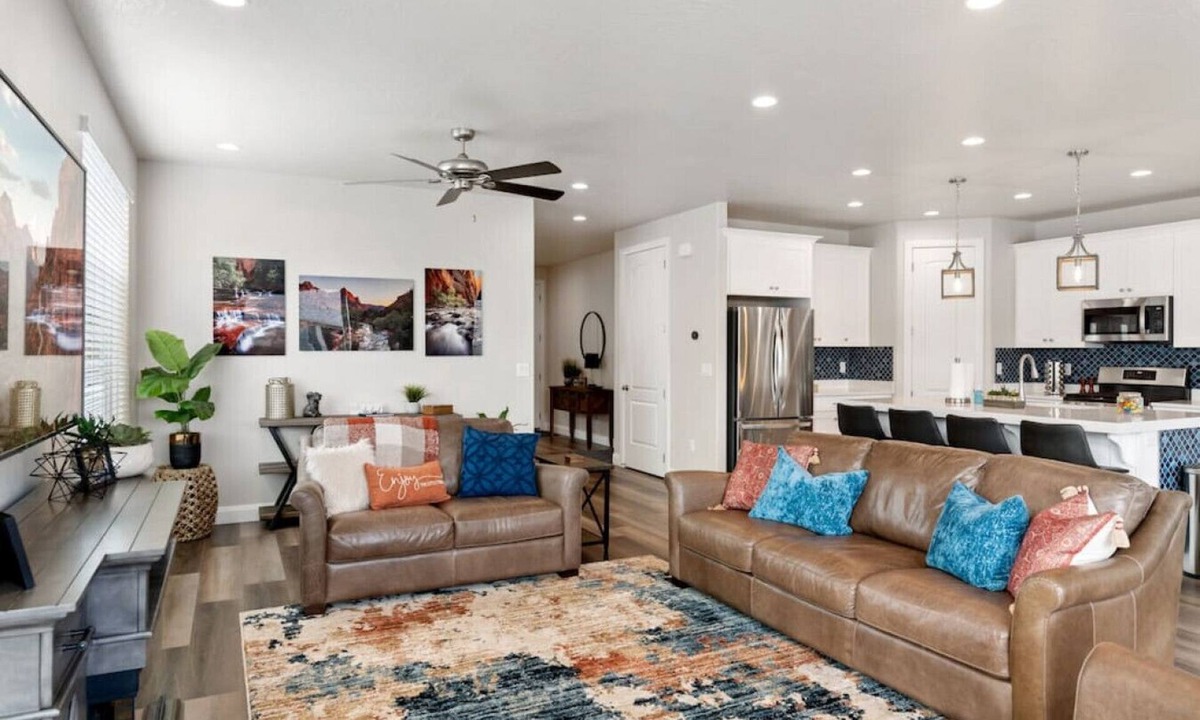 Sienna Hills House | Large 5 Bed 5 Bath Home w/Private Hot Tub