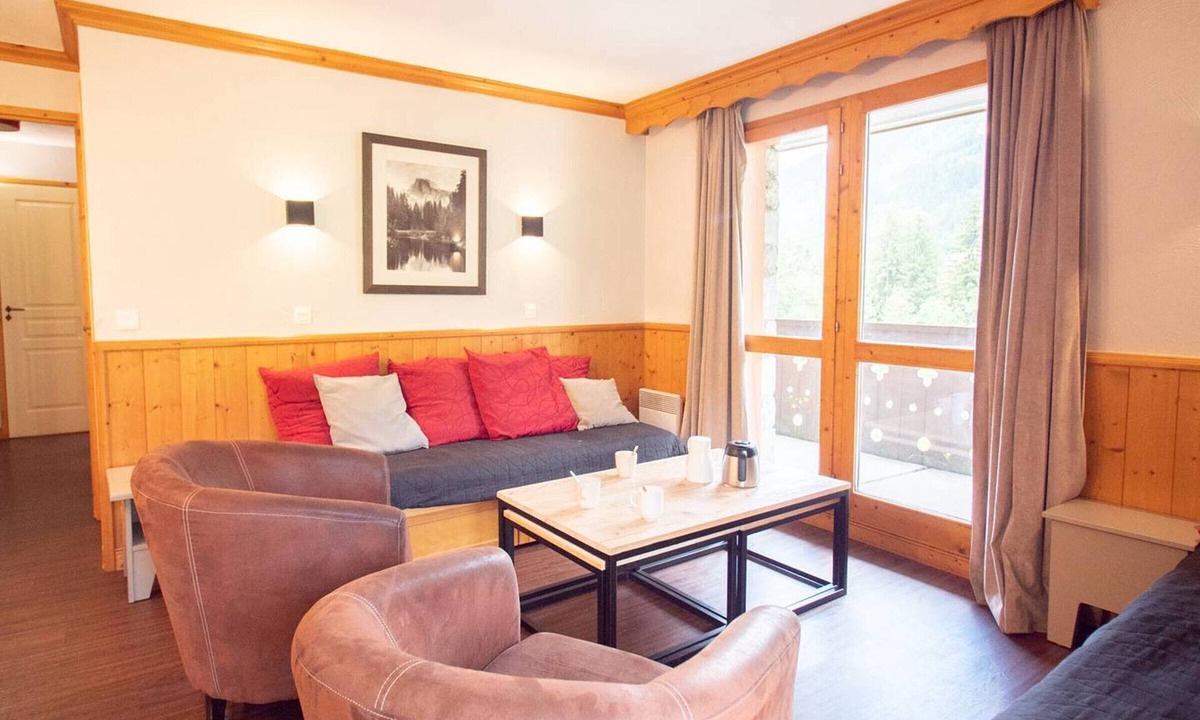 Valmorel Apartment | Large 5-bedroom apartment Valmorel, pets allowed, parking