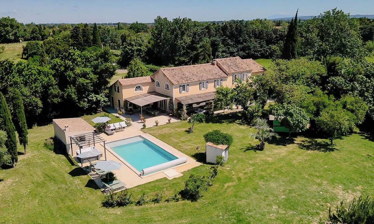 Arles Villa | Large air-conditioned villa in Arles