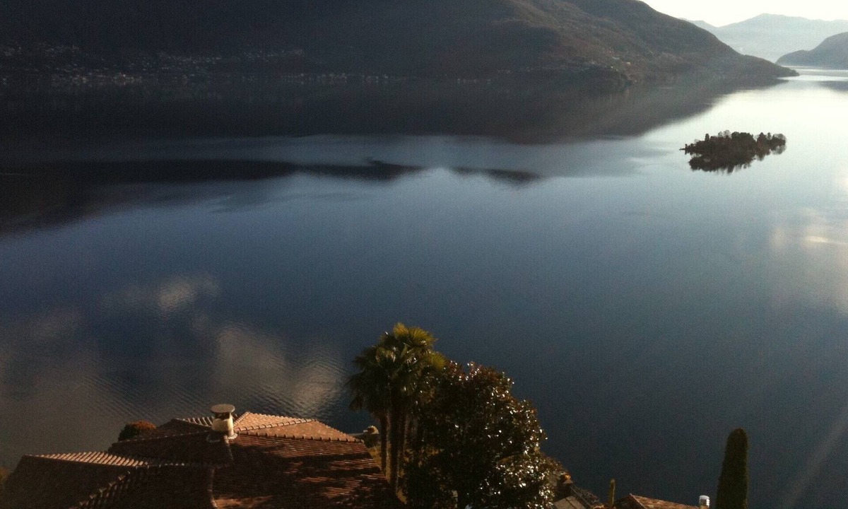 Ronco sopra Ascona Apartment | Large apartment with pool, a few minutes from the lake, panoramic lake view, terrace