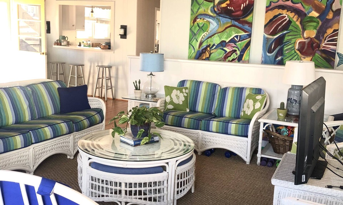 Avalon House | Large Avalon Home, One Block to Beach