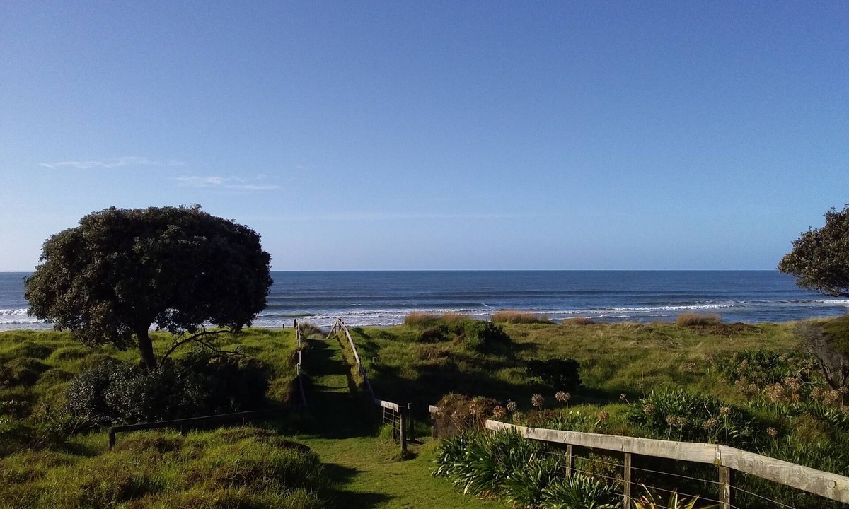 Coastlands House | Large Beautiful Beach House
