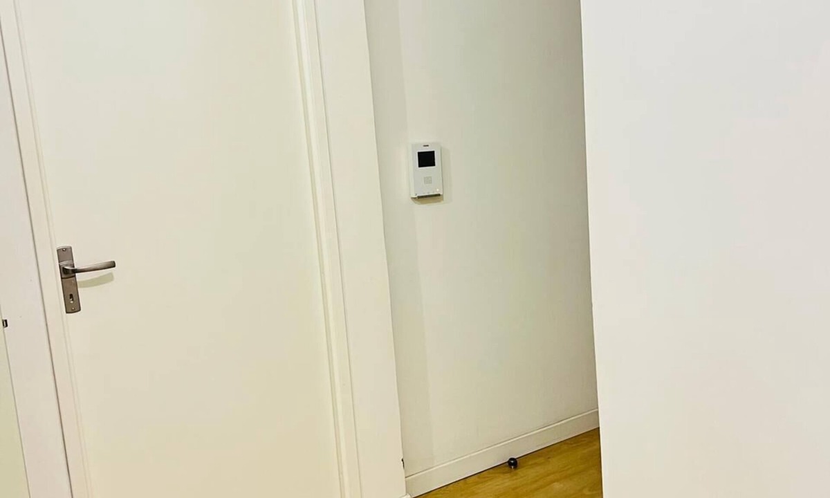 Rosny-sous-Bois Apartment | LARGE, BRIGHT APARTMENT