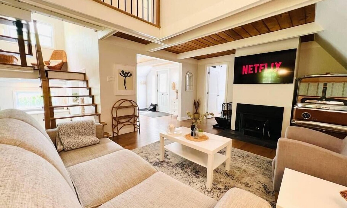 Orford Ski Chalet | Large chalet 2 minutes from Mont Orford-Les Noyers