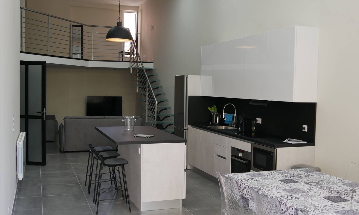 Beausoleil Apartment | Large chic and modern loft, industrial decor