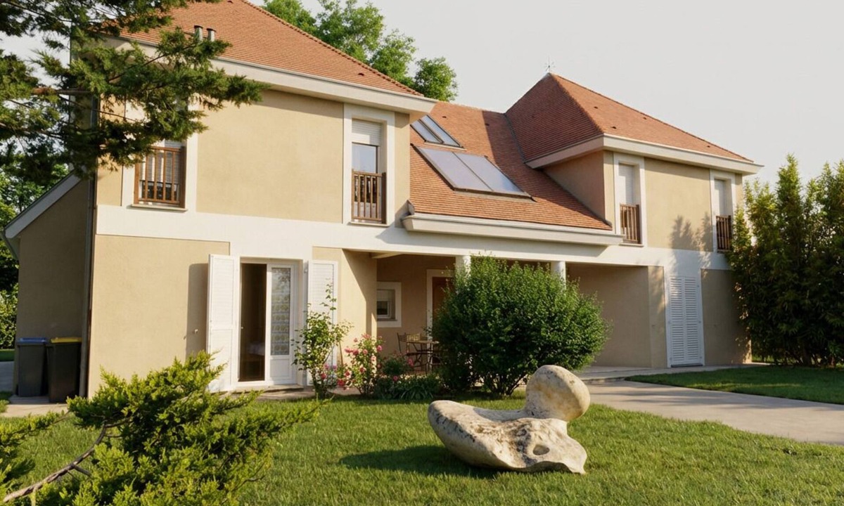 Villotte-sur-Aire House | Large, comfortable house with games room, wooded park, brazier, pétanque.